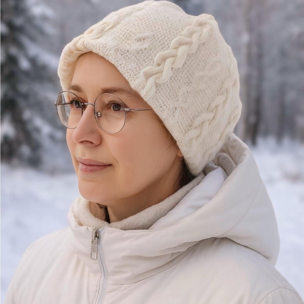 Cozy White Knit Cable Beanie Hat | Chunky Winter Toque